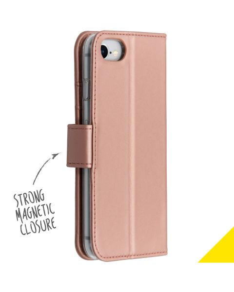 Accezz Wallet Softcase Bookcase iPhone SE (2022 / 2020) / 8 / 7 / 6(s)